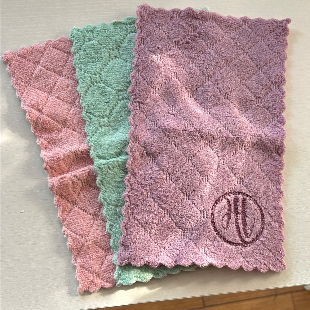 Antimicrobial Hand Towels